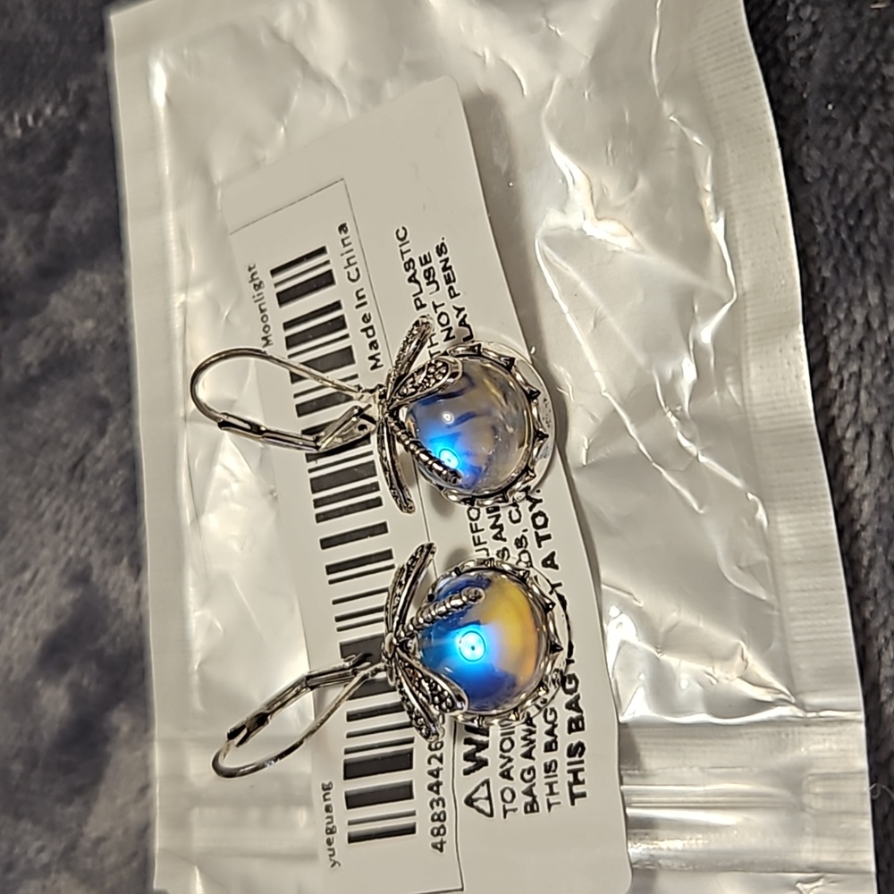 Dragonfly earrings - with iridescent moonstone glass orbs NWT
